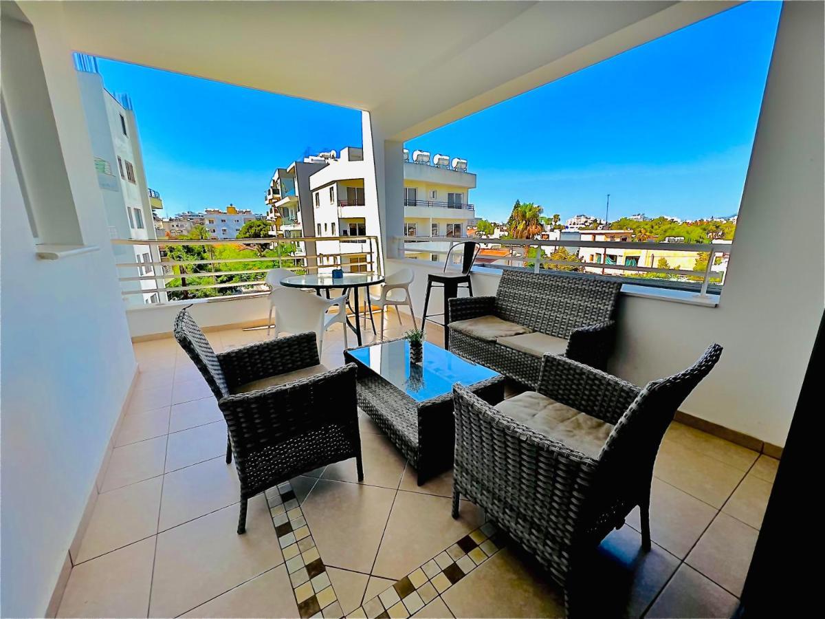Lara 303 Apartment Ларнака Екстериор снимка